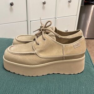 New UGG Cityfunc Beige Lace-Up Platform Shoes size 11